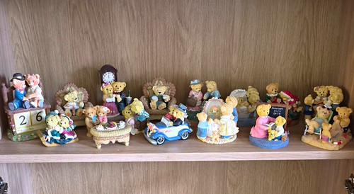 Avon lovable teddies - lovable, resin