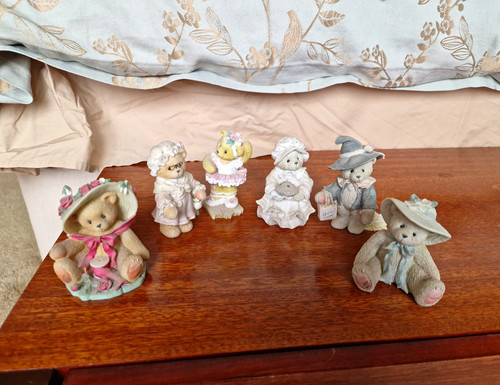 Cherished teddies resin bear - cherished,